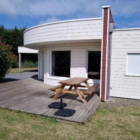 Detente A Granville Yquelon 外观 照片